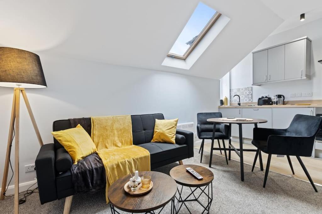 Modern Apartment Free Off Road Parking King Bed Suite 9 Nottingham Exteriér fotografie